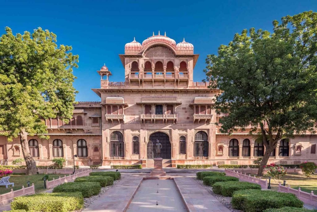 Lalgarh Palace