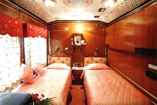 Palace on Wheels India - saloon