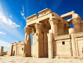 10 Most Amazing Temples in the World