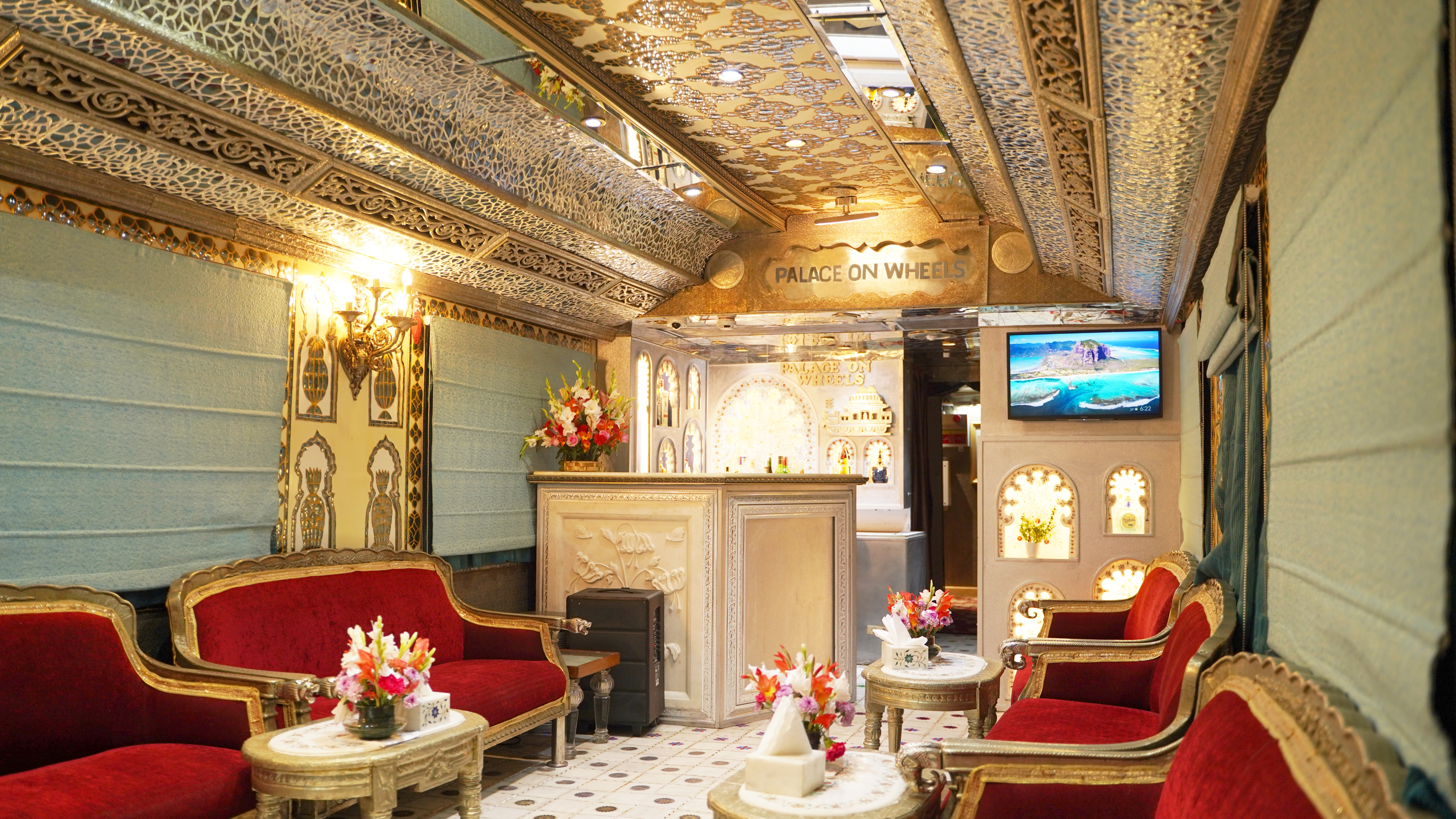 Palace on Wheels Dining